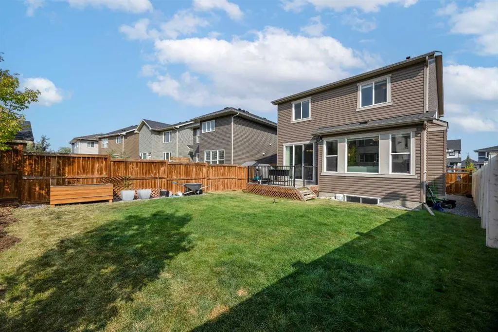 199 Evansglen Circle NW