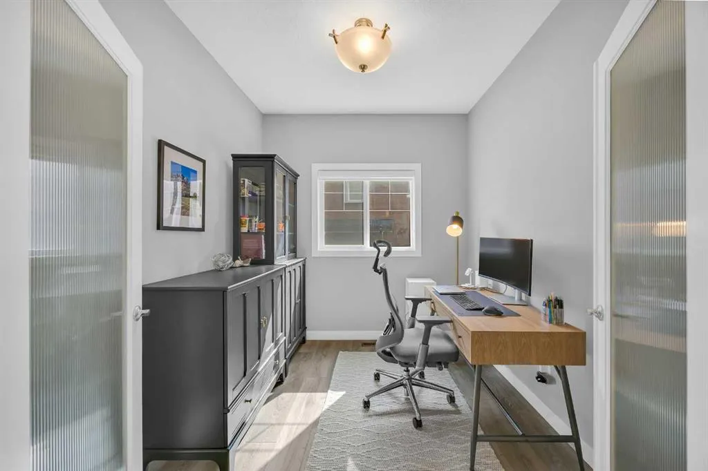 199 Evansglen Circle NW