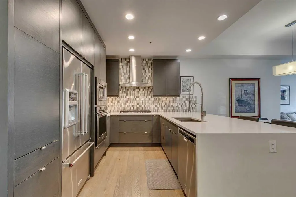 33 Burma Star Road SW, #106