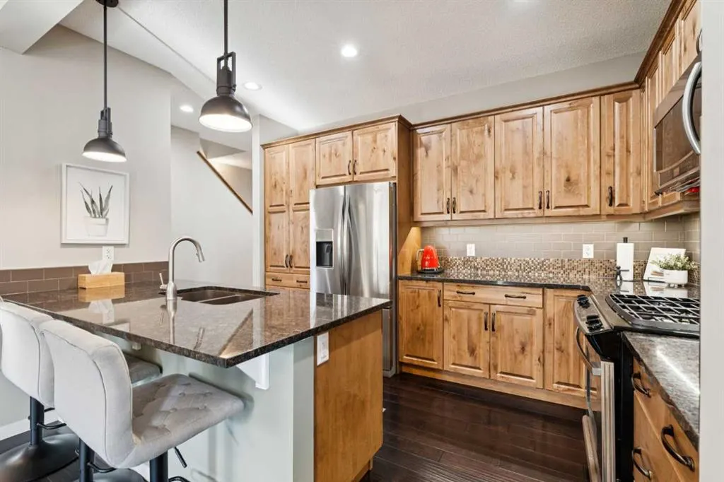 234 River Heights Green