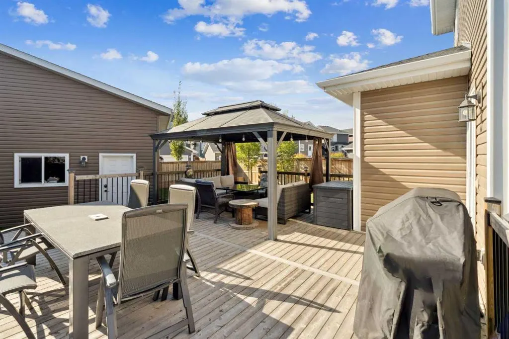 234 River Heights Green