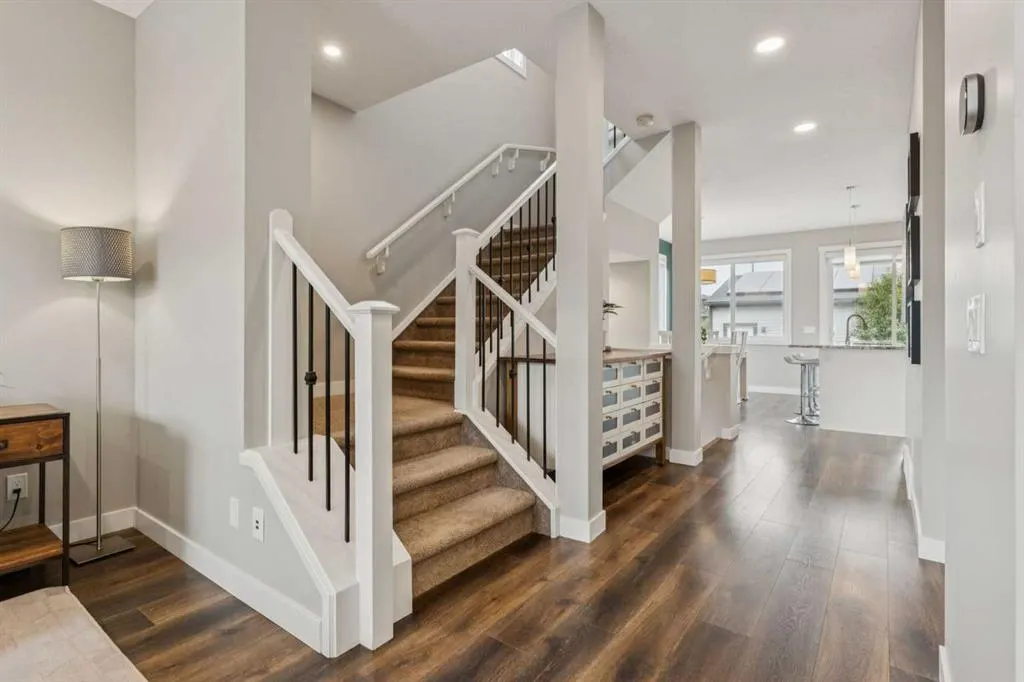 280 Chinook Gate Park SW