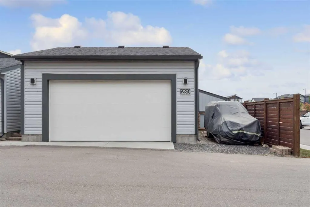280 Chinook Gate Park SW