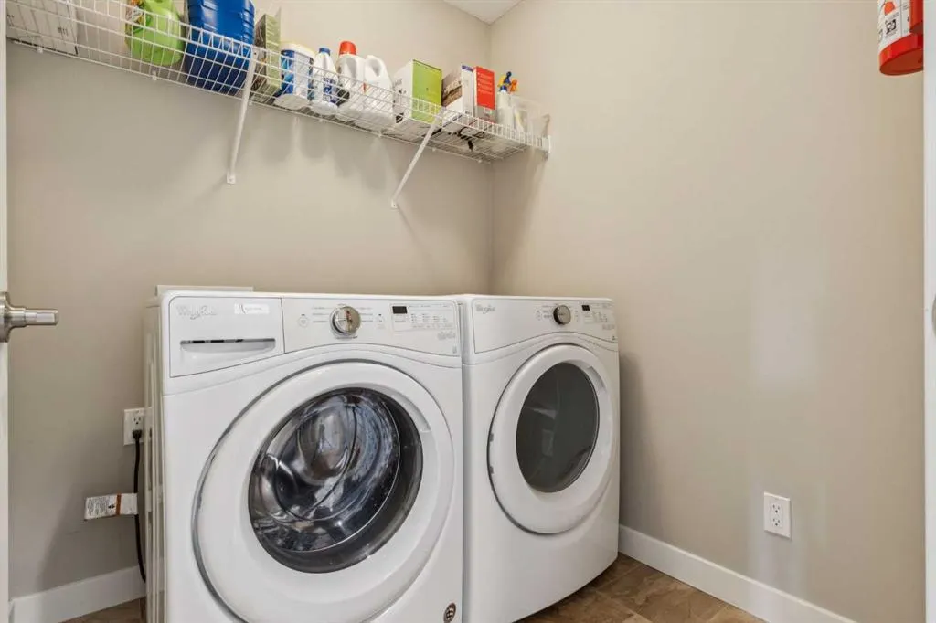 280 Chinook Gate Park SW