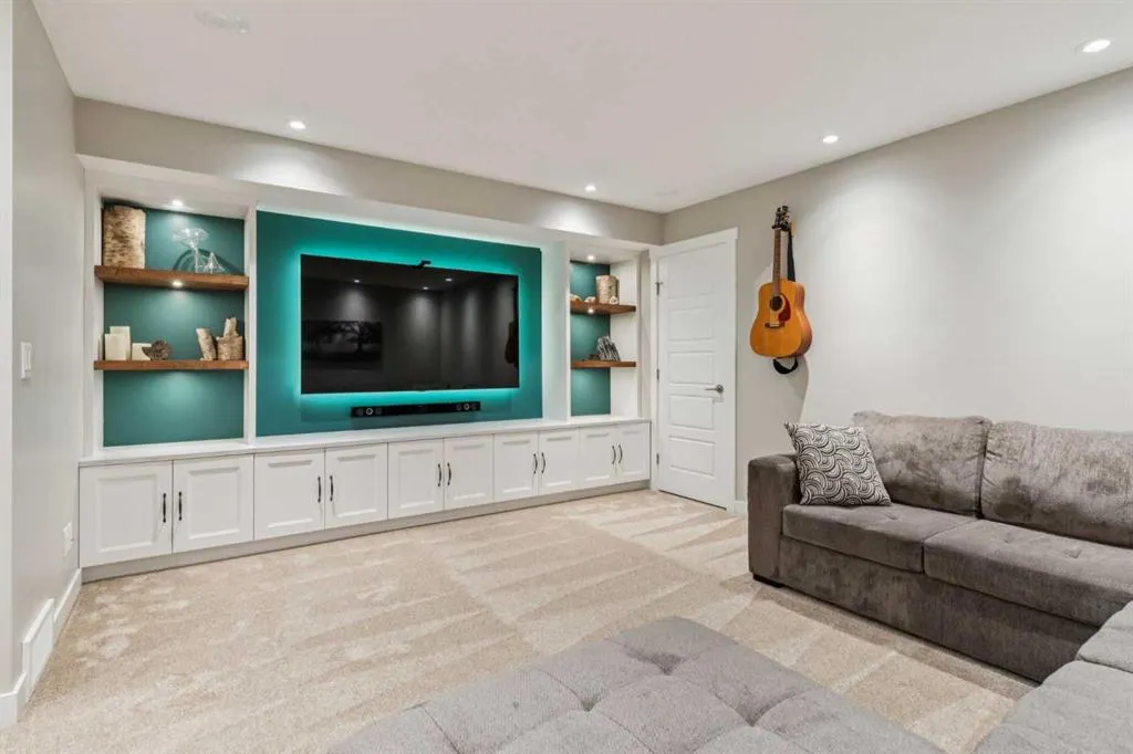 280 Chinook Gate Park SW