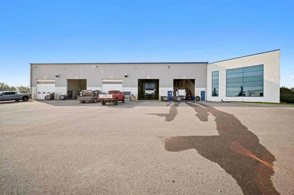 8014 Edgar Industrial Crescent