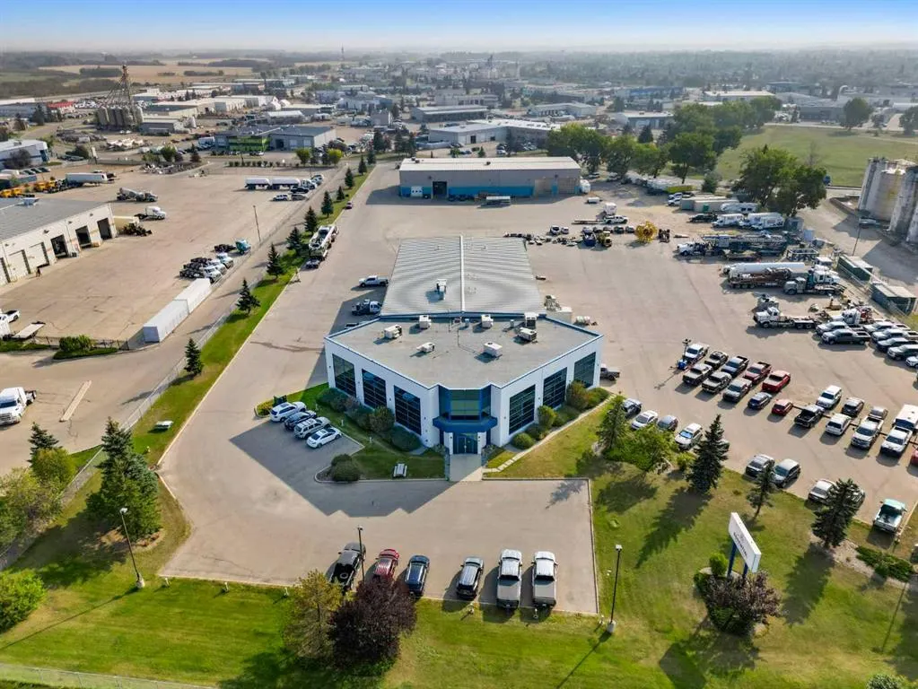 8014 Edgar Industrial Crescent