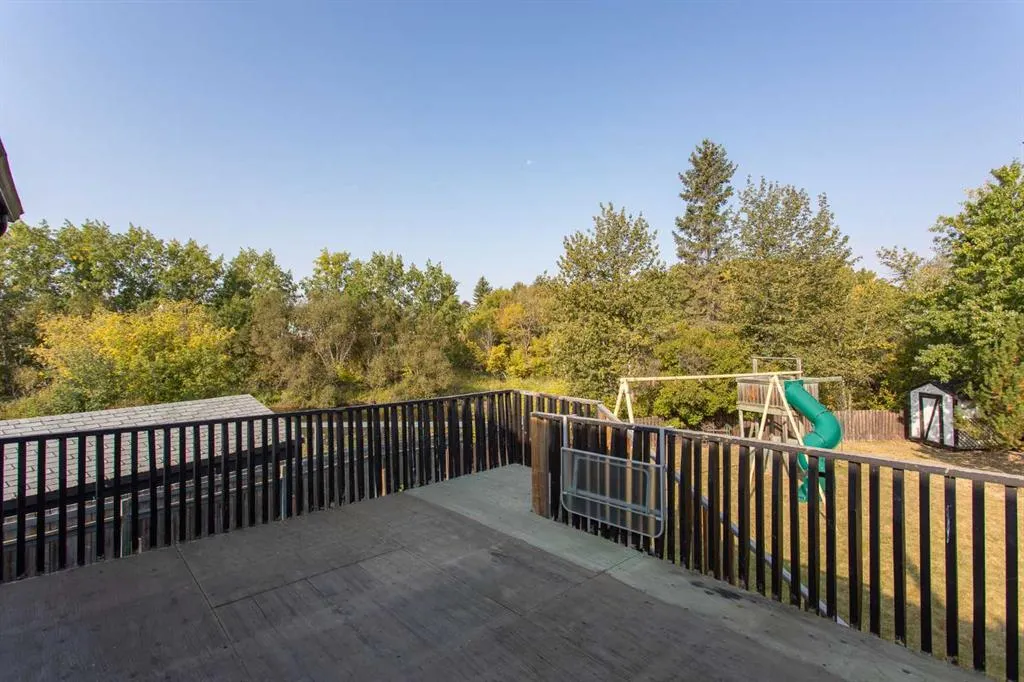 30 Maple Bay