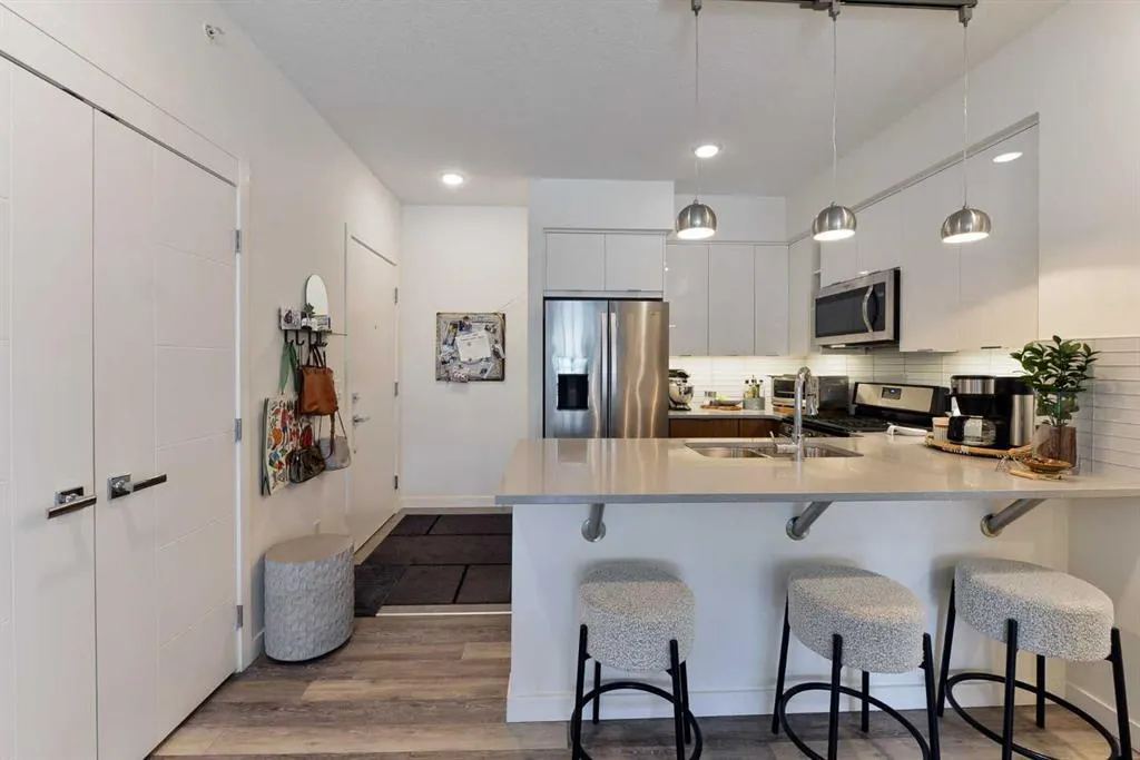 120 18 Avenue SW, #407