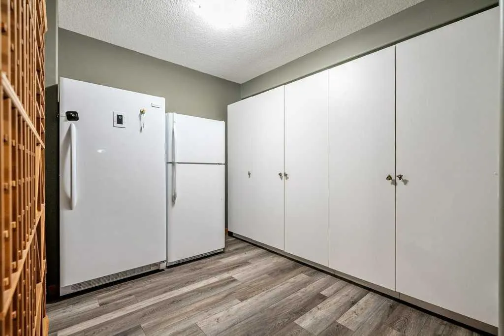 136 Cranwell Crescent SE