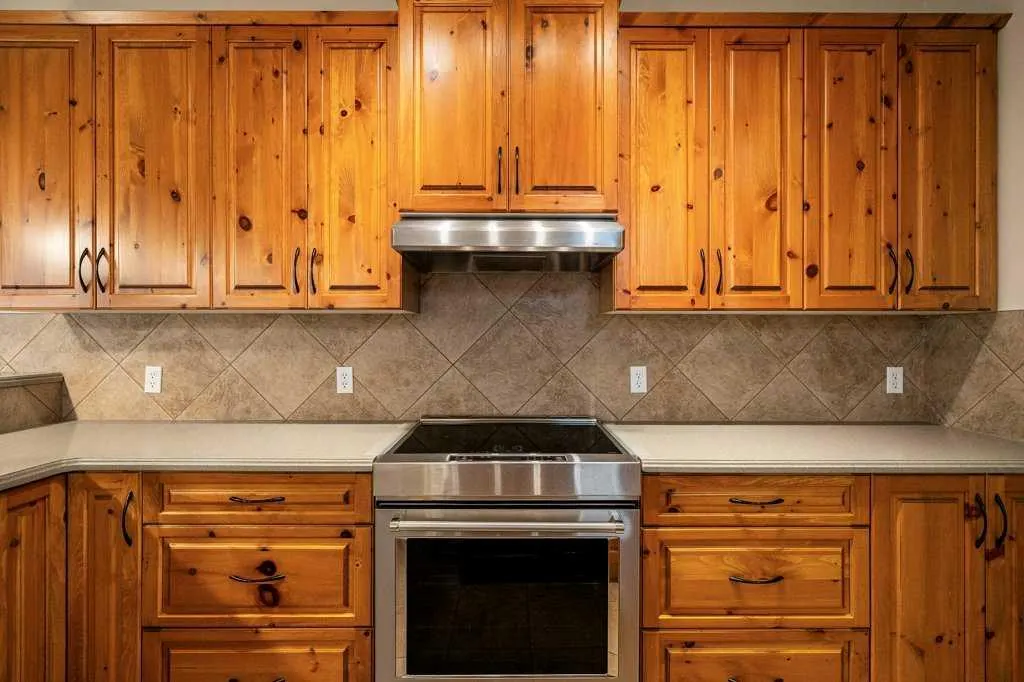 136 Cranwell Crescent SE