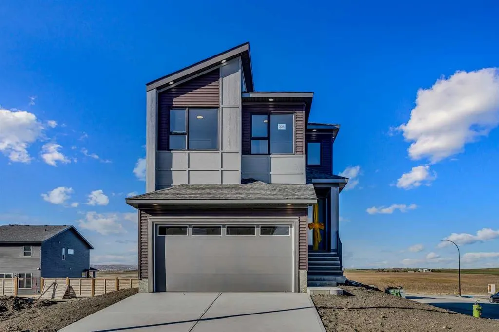 305 lucas Place NW