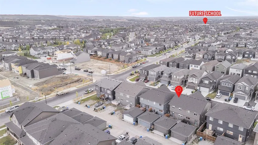 32 Legacy Reach Crescent SE
