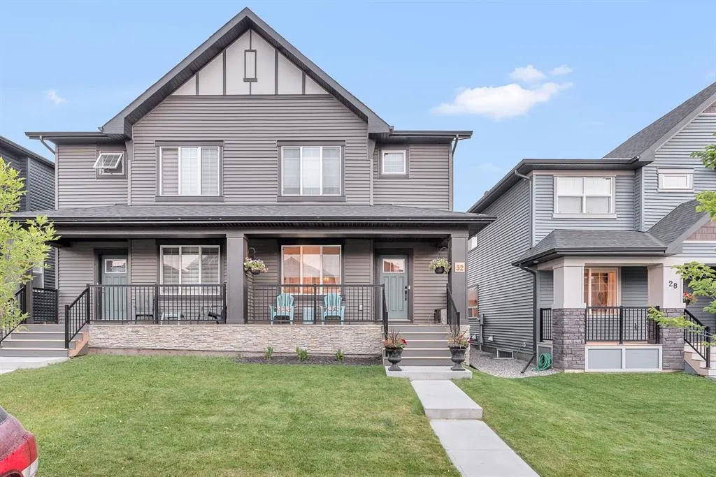 32 Legacy Reach Crescent SE