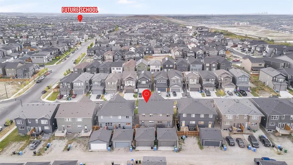 32 Legacy Reach Crescent SE