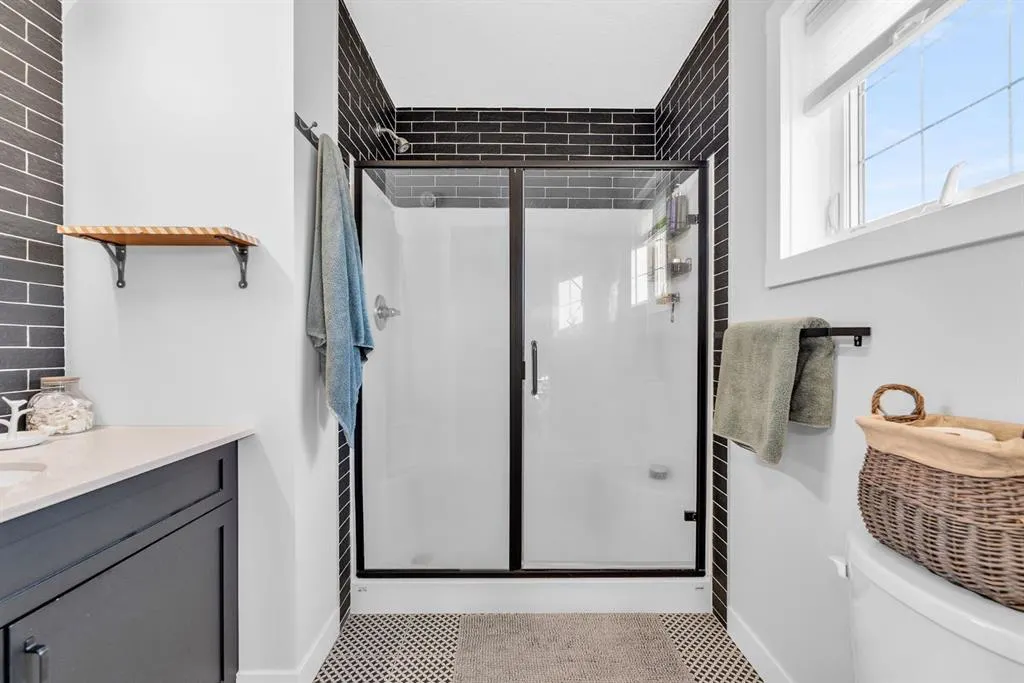 32 Legacy Reach Crescent SE