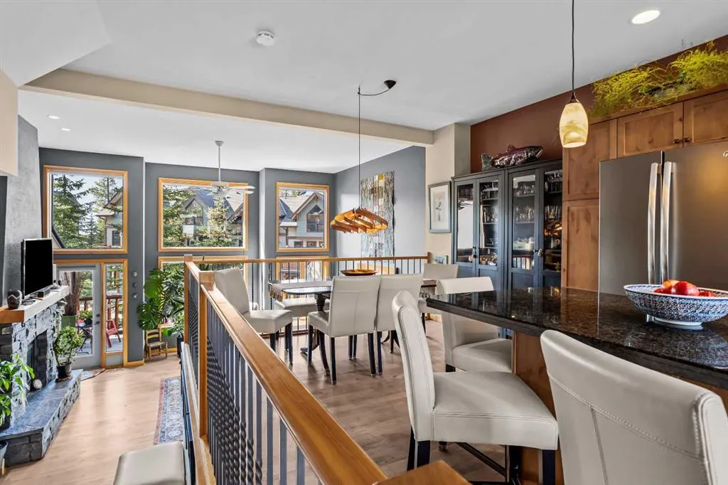137 Wapiti Close, #27