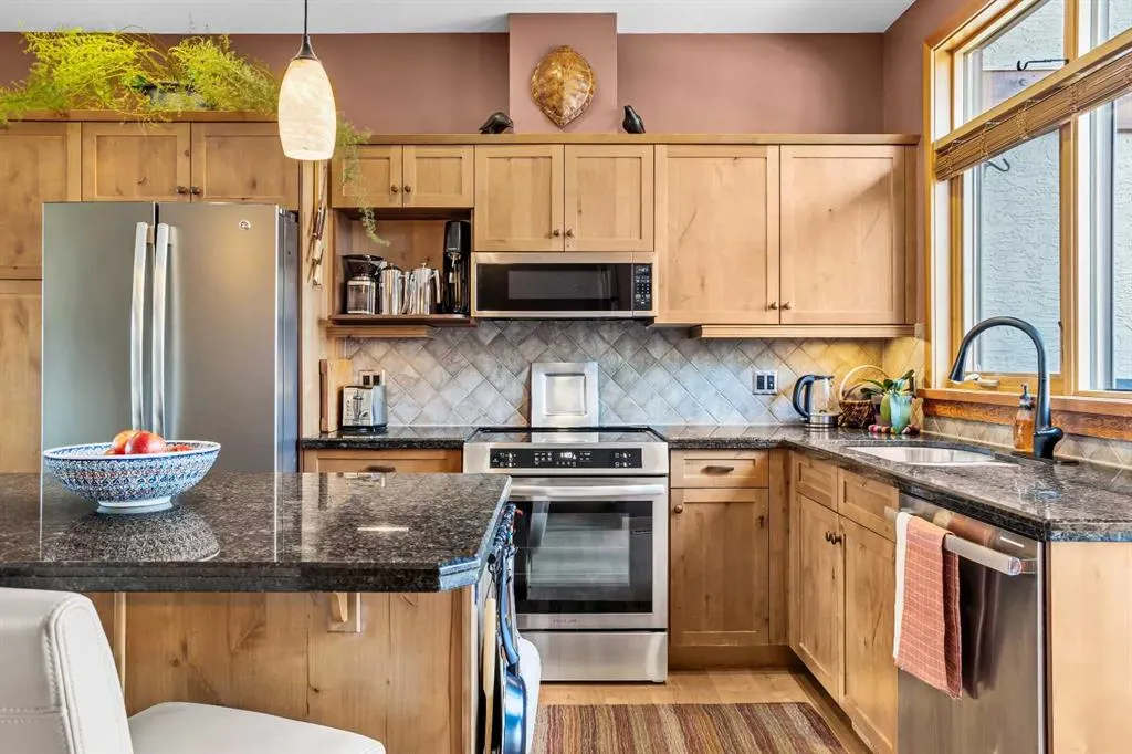 137 Wapiti Close, #27