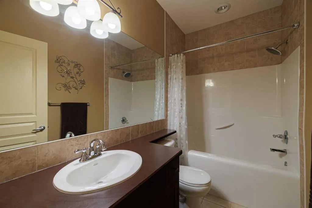 38 Tuscany Glen Park NW
