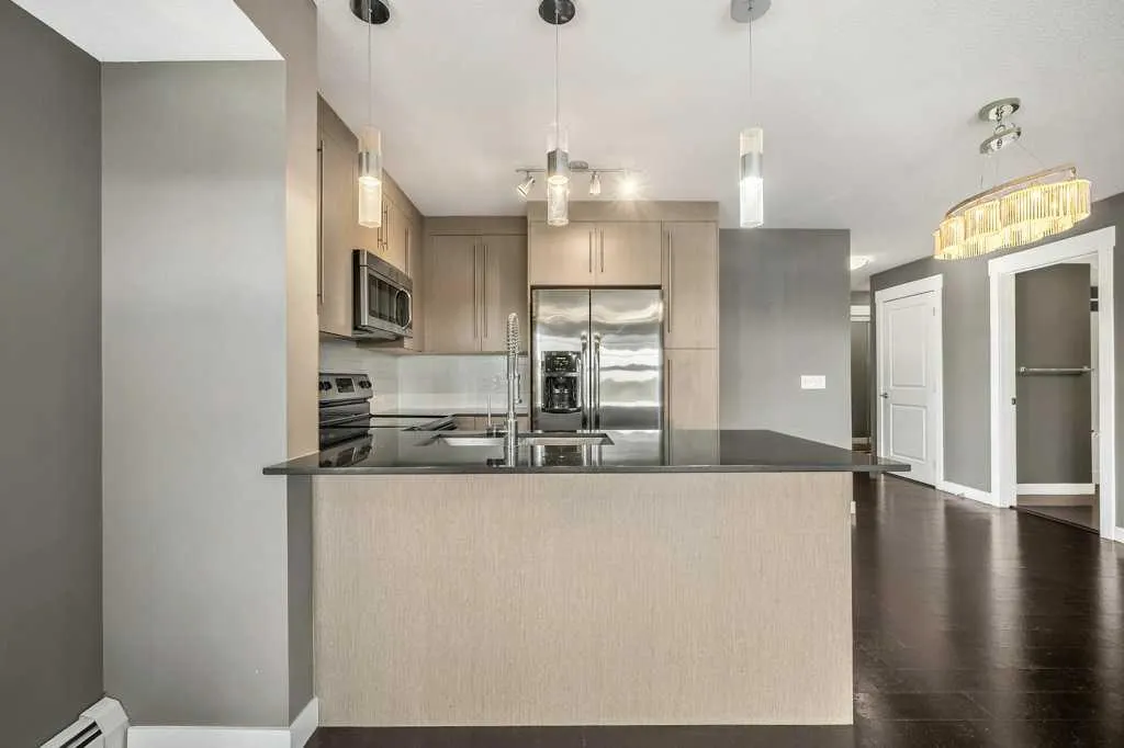 11 Mahogany Row SE, #1402