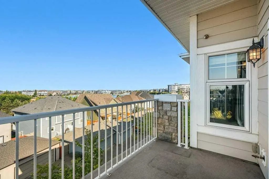 11 Mahogany Row SE, #1402