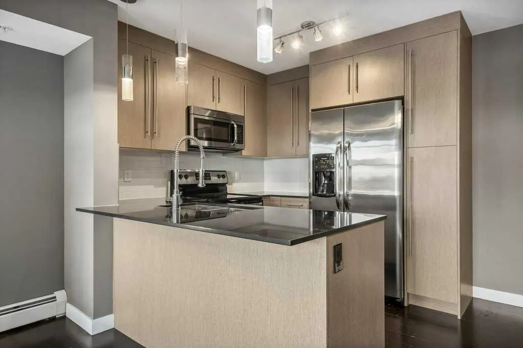 11 Mahogany Row SE, #1402