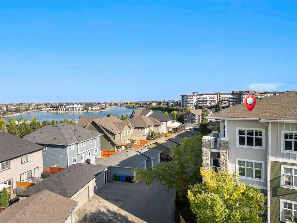 11 Mahogany Row SE, #1402