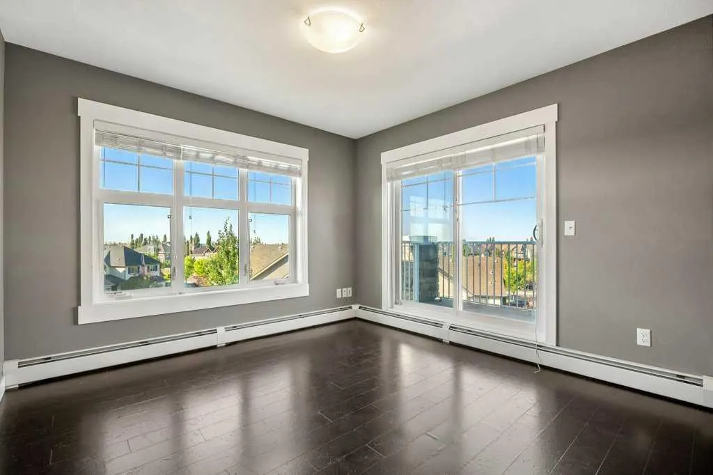 11 Mahogany Row SE, #1402