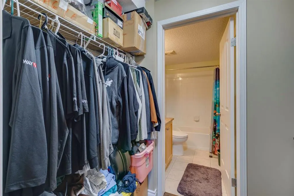 2518 Fish Creek Boulevard SW, #2205