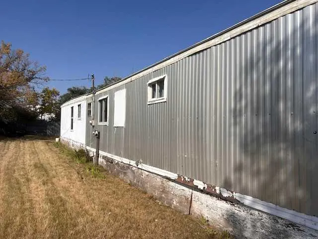 117 Elevator Lane