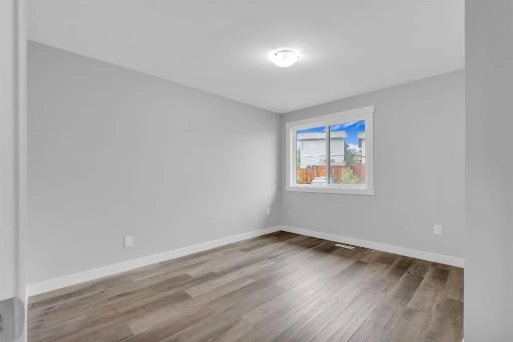 109 Bedfield Court NE