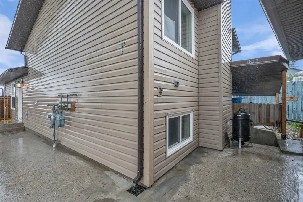 109 Bedfield Court NE