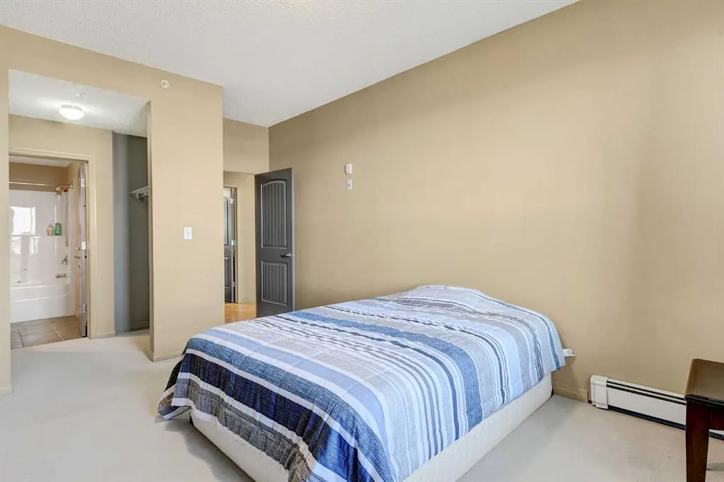 12330 102 Street, #415