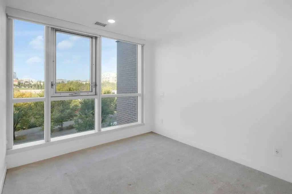 88 9 Street NE, #308