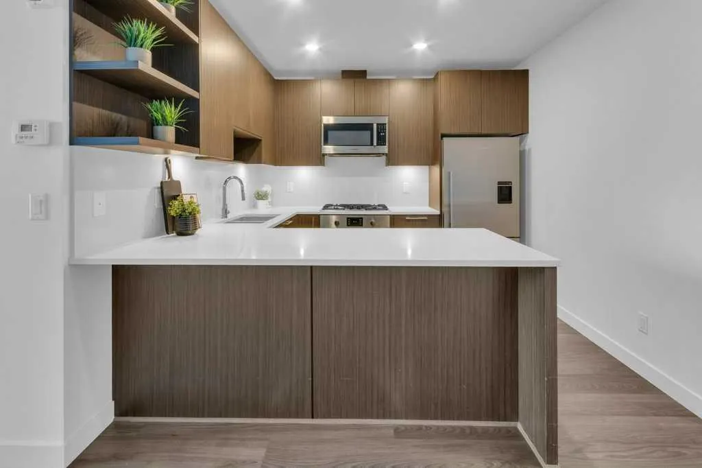 88 9 Street NE, #308
