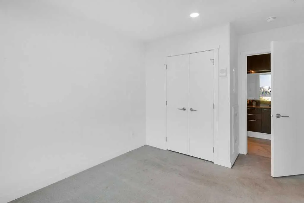 88 9 Street NE, #308