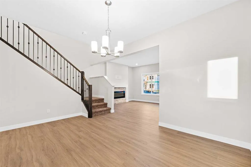 581 Baywater Manor SW