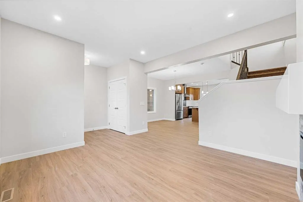 581 Baywater Manor SW