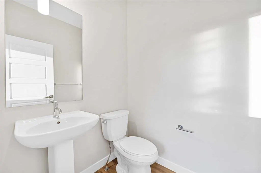 581 Baywater Manor SW