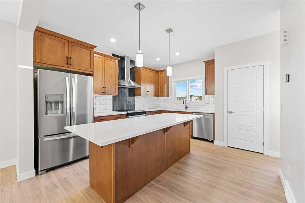 581 Baywater Manor SW