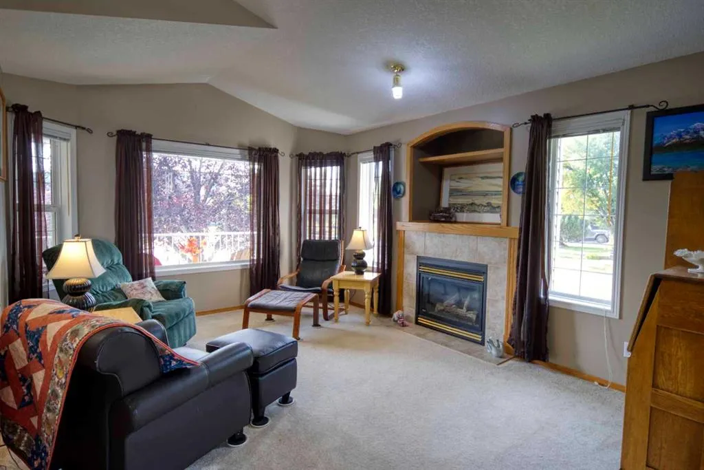161 West Lakeview Drive