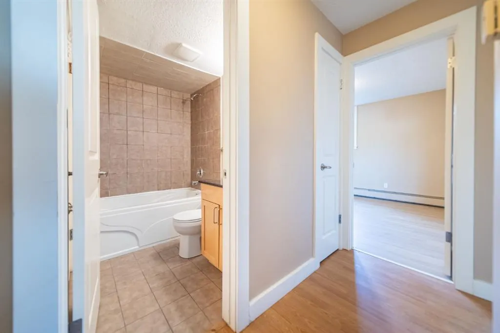 927 2 Avenue NW, #104