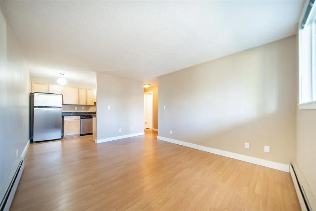 927 2 Avenue NW, #104