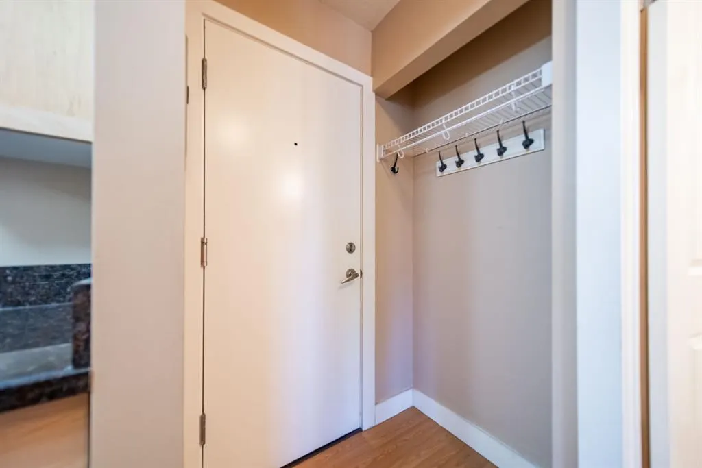 927 2 Avenue NW, #104