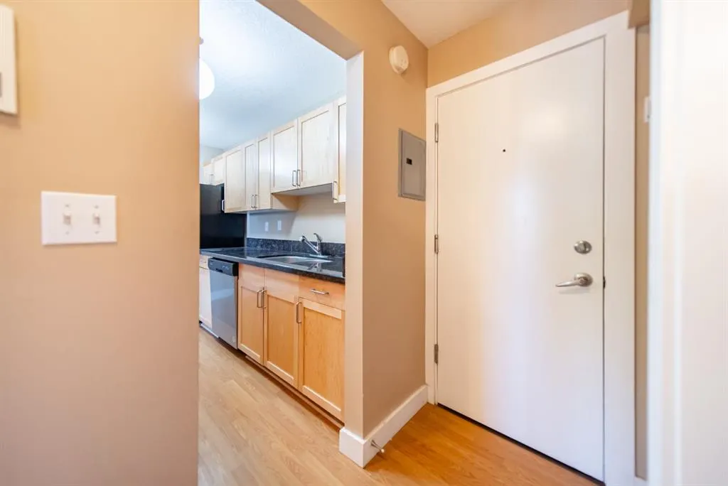 927 2 Avenue NW, #104