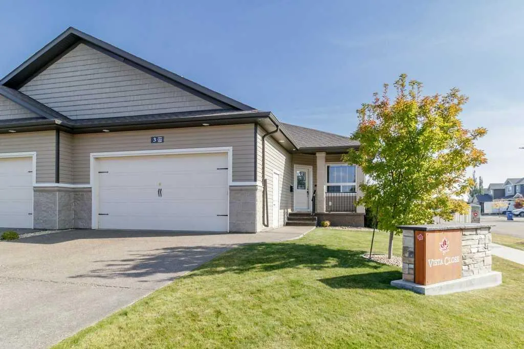 3 Vista Close