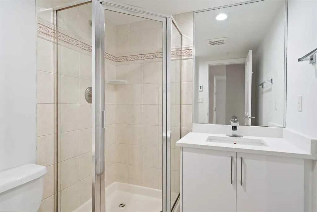 1108 6 Avenue SW, #210