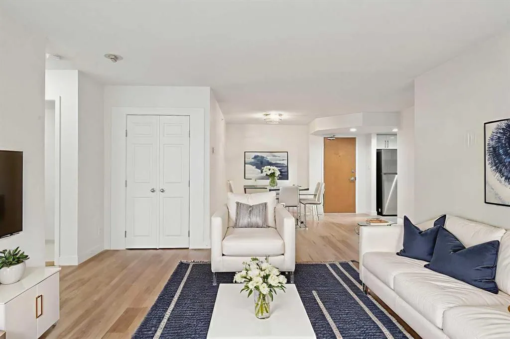 1108 6 Avenue SW, #210