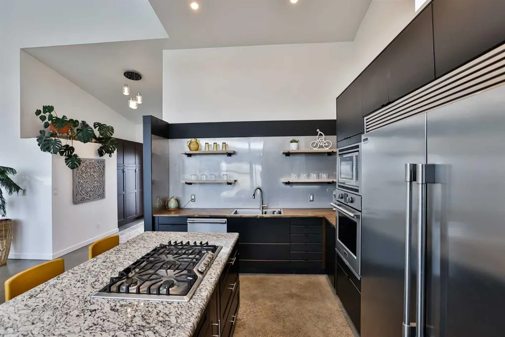 309 Alta Vista Boulevard