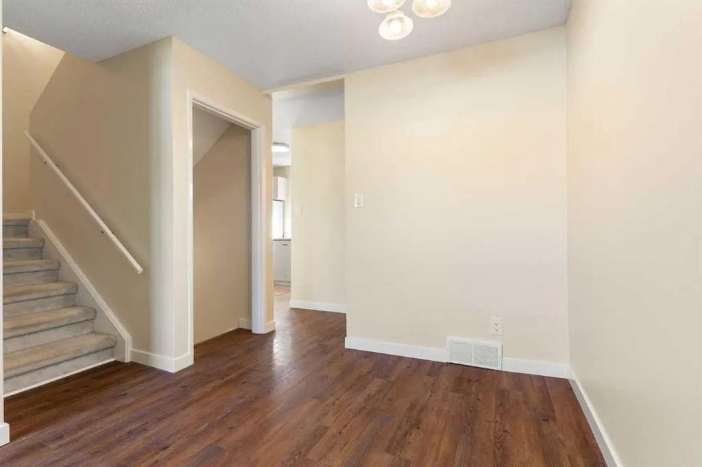 80 Galbraith Drive SW, #32